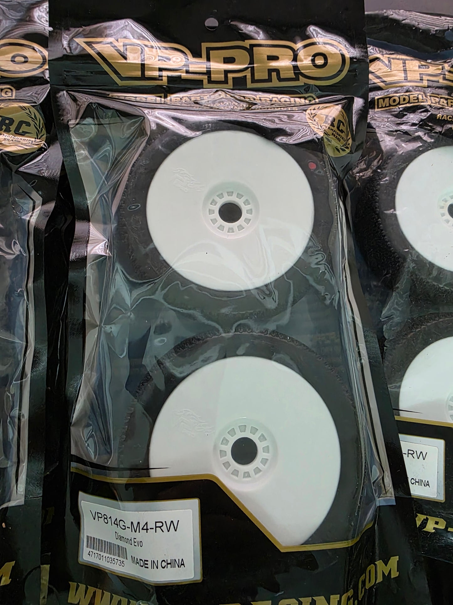 PACK N4 9 PAIRS PRE-GLUE DIAMOND