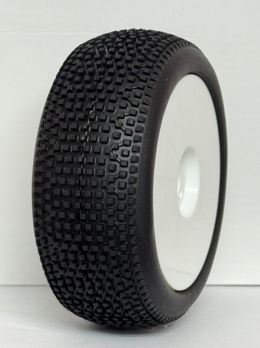 DIRT-00v2 1/8 (  NEW TIRE ) 2pcs