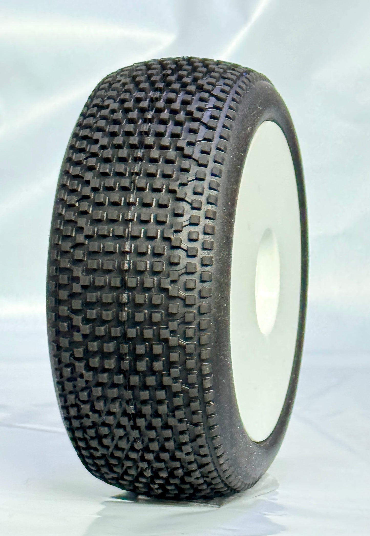 DIRT-00v2 ( PRE-GLUE ) 2pcs ( Tire + insert + Wheel )